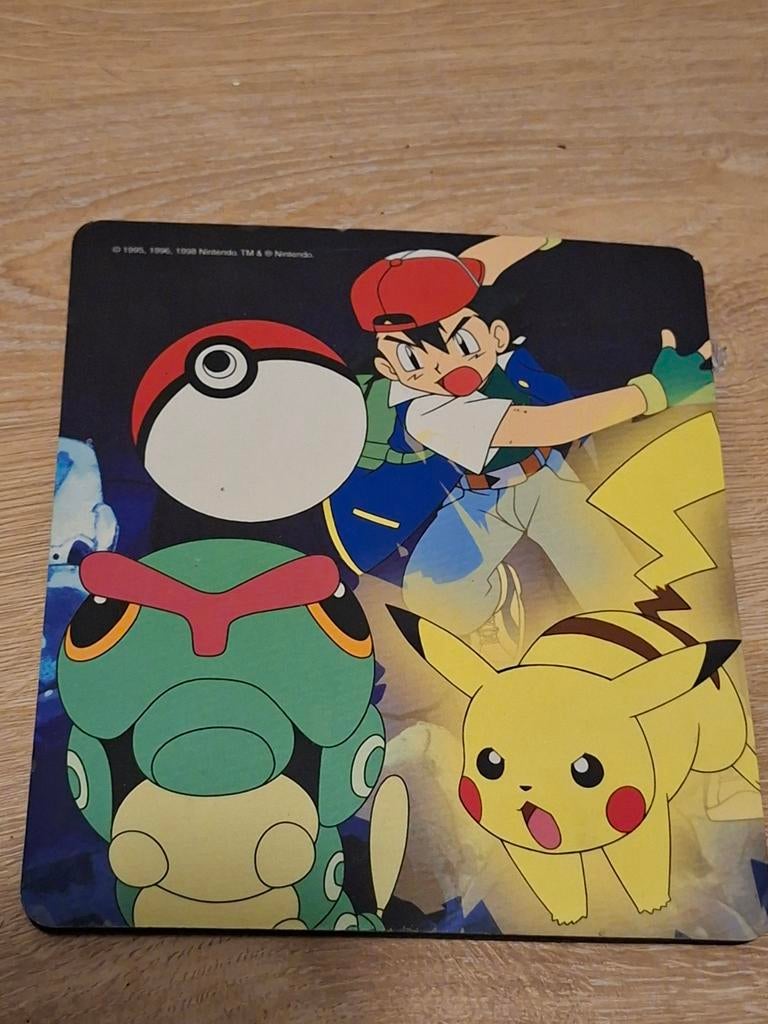 Vintage Pokémon Muismat 1998 - Ash, Pikachu & Caterpie, Ophalen of Verzenden, Gebruikt, Pokémon