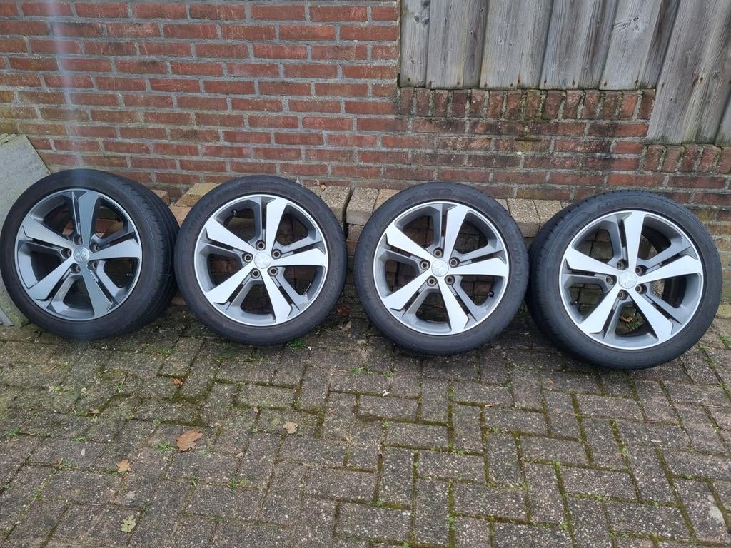Peugeot 308 gt line velgen met zomerbanden banden, Ophalen, Peugeot