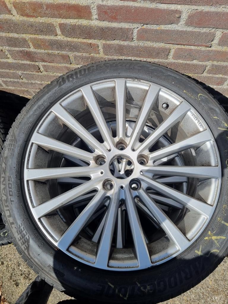 nette bmw velgen en banden 8,5jx18, Auto-onderdelen, Banden en Velgen, Ophalen of Verzenden, 18 inch, Zomerbanden