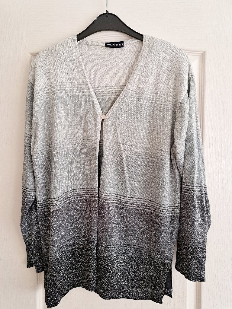 Dames vest licht donkergrijs glitter vest maat 44 /46 zgan, Ophalen of Verzenden, Zo goed als nieuw, Maat 42/44 (L), Grijs
