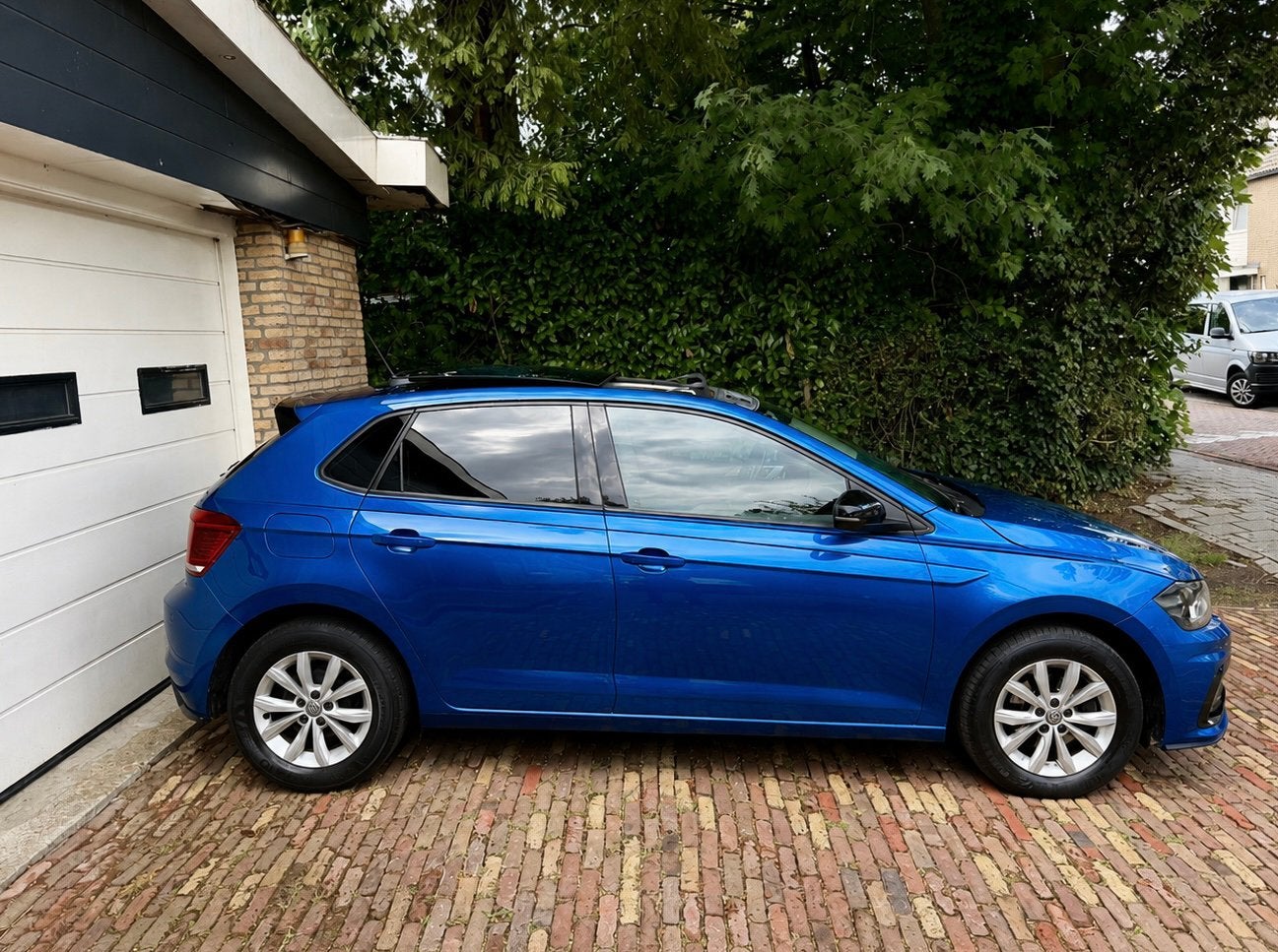 AUTO VERKOPEN? BEL! 0641323644, Auto's, 1203 kg, Euro 6, Blauw, Bedrijf