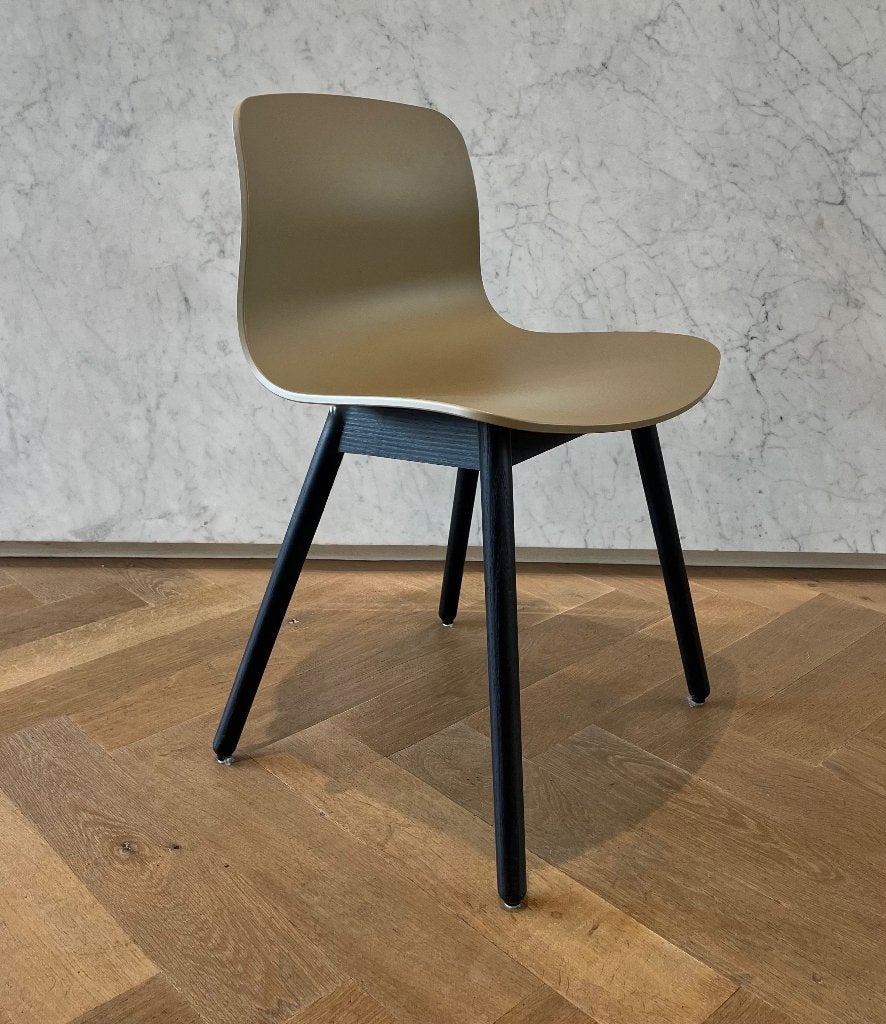 AAC 12 - HAY HOUSE AMSTERDAM, Huis en Inrichting, Stoelen, Zo goed als nieuw, Eén, Ophalen