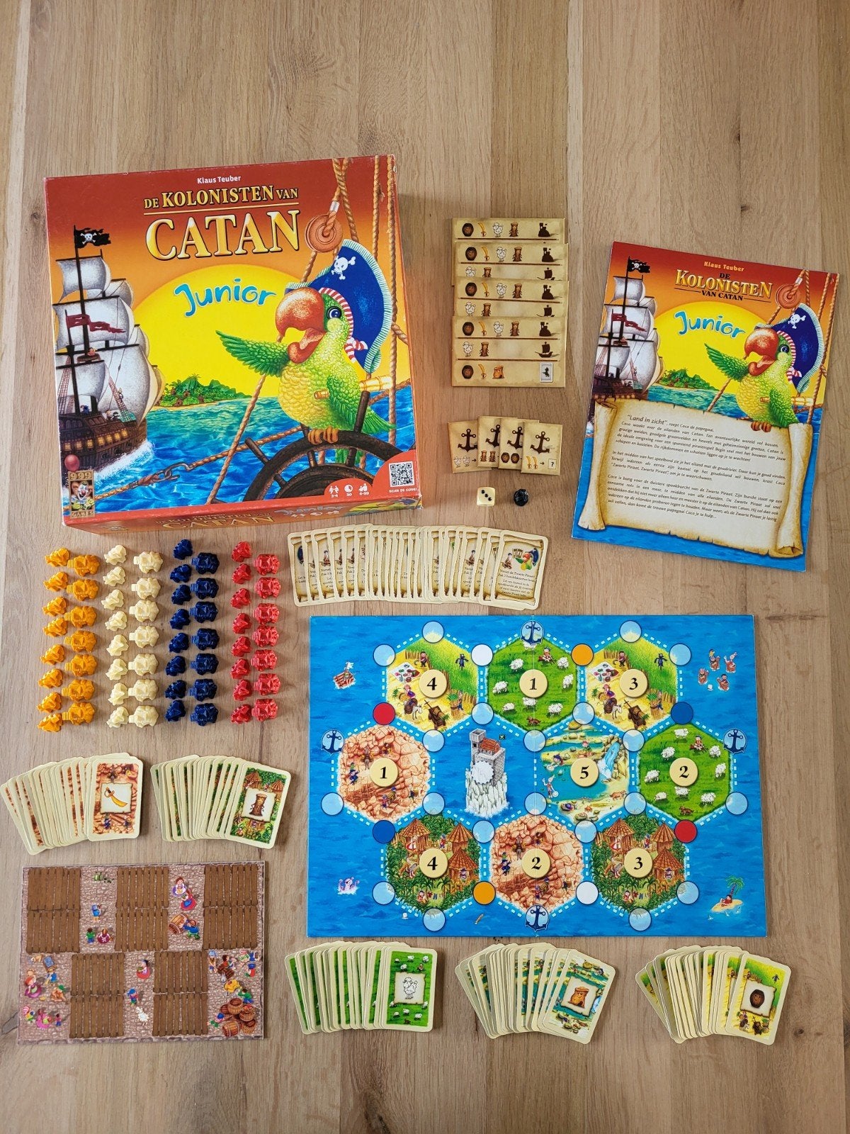 De Kolonisten van Catan Junior, het originele spel, Hobby en Vrije tijd, Gezelschapsspellen | Bordspellen, Drie of vier spelers