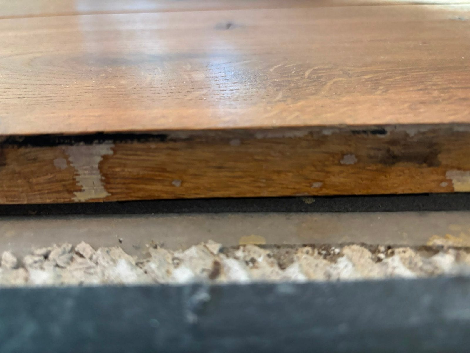 Massief houten vloer te koop, zelf verwijderen (zwevend), Doe-het-zelf en Verbouw, Ophalen, Gebruikt, Vloerdelen of -planken, 10 m² of meer
