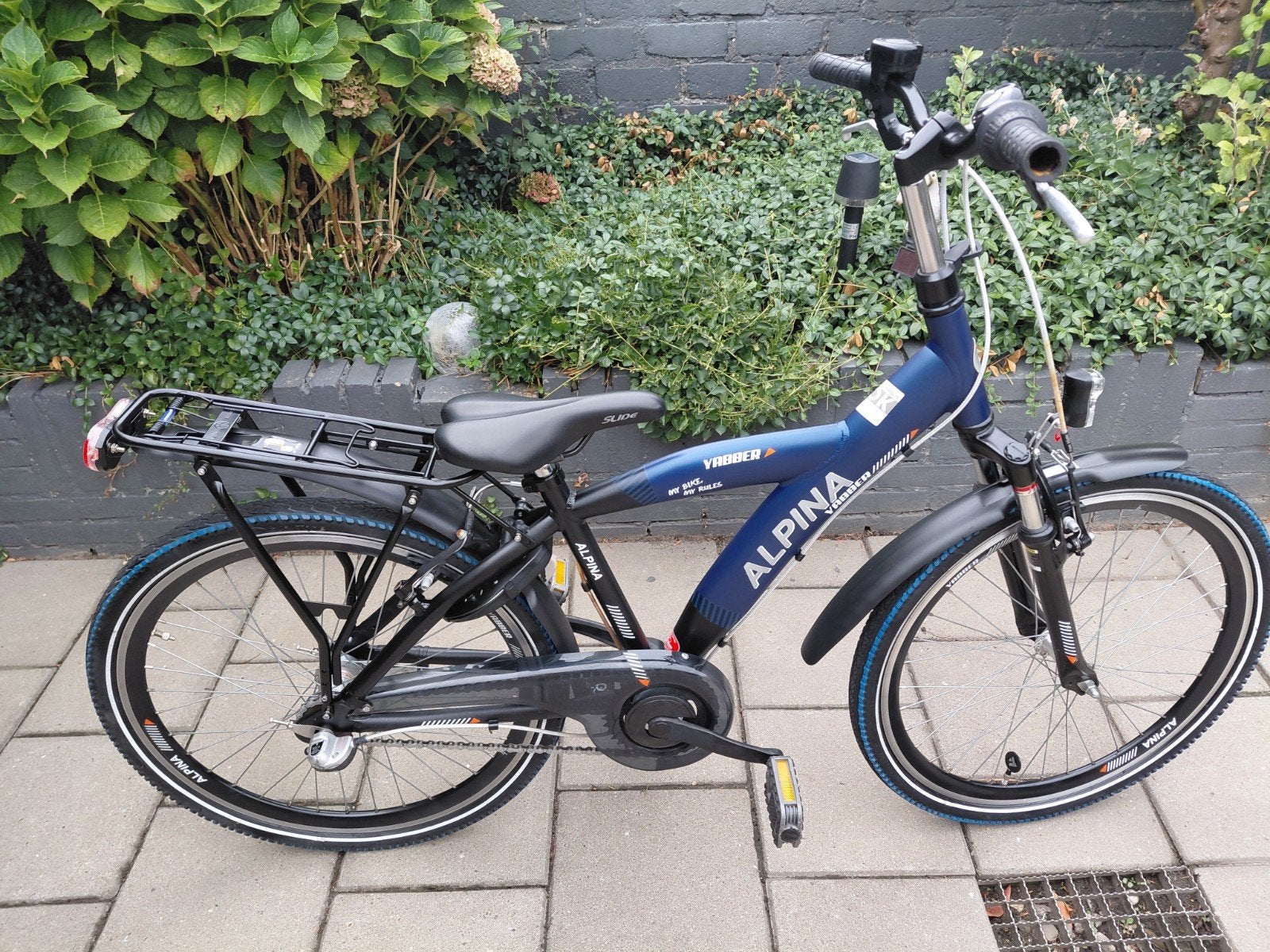 alpina yabber24inch 2handremmen en terugtraprem, Ophalen, Zo goed als nieuw, 24 inch