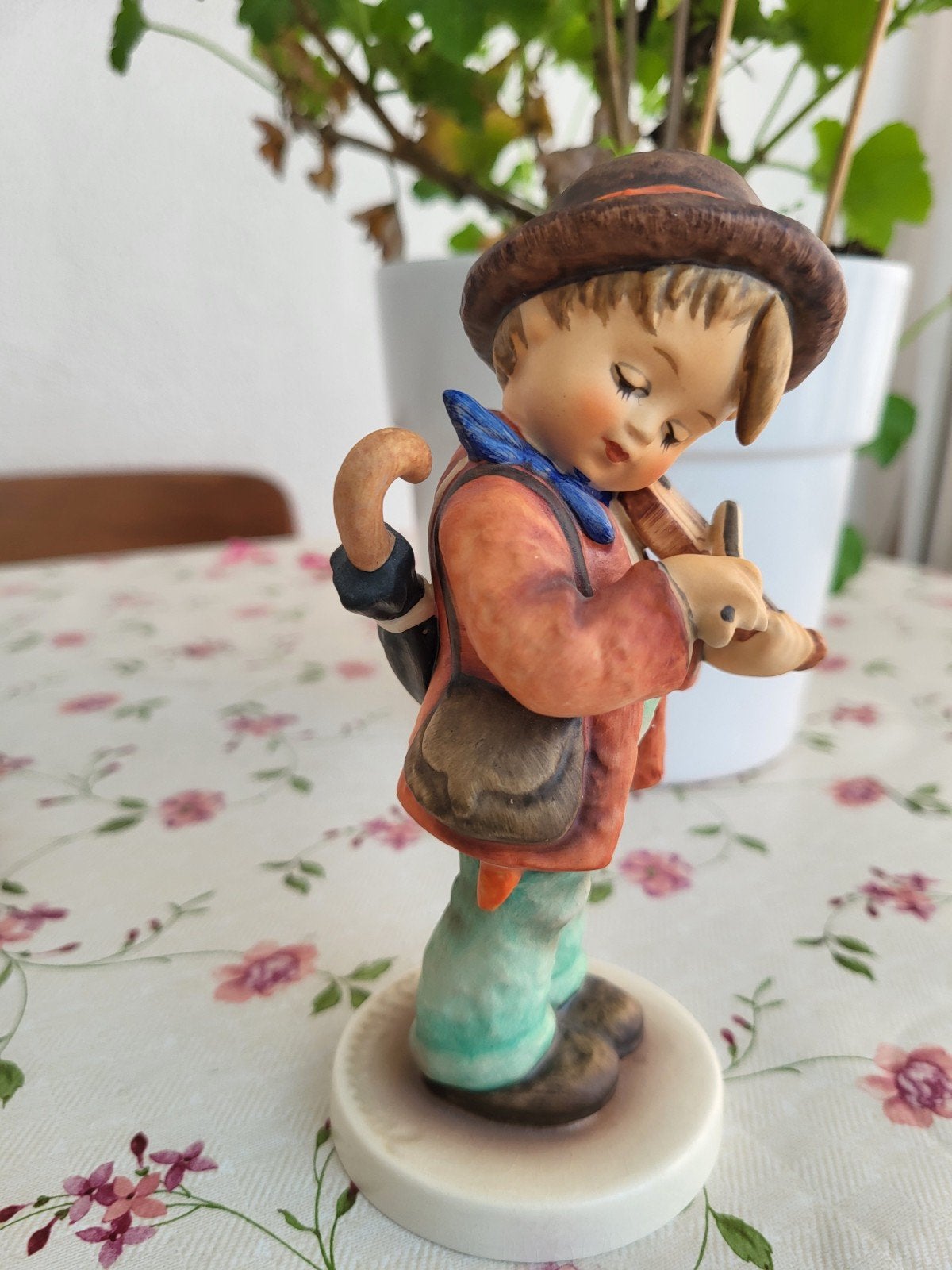 Vintage Goebel Hummel beeldje - Jongen met viool, Ophalen of Verzenden