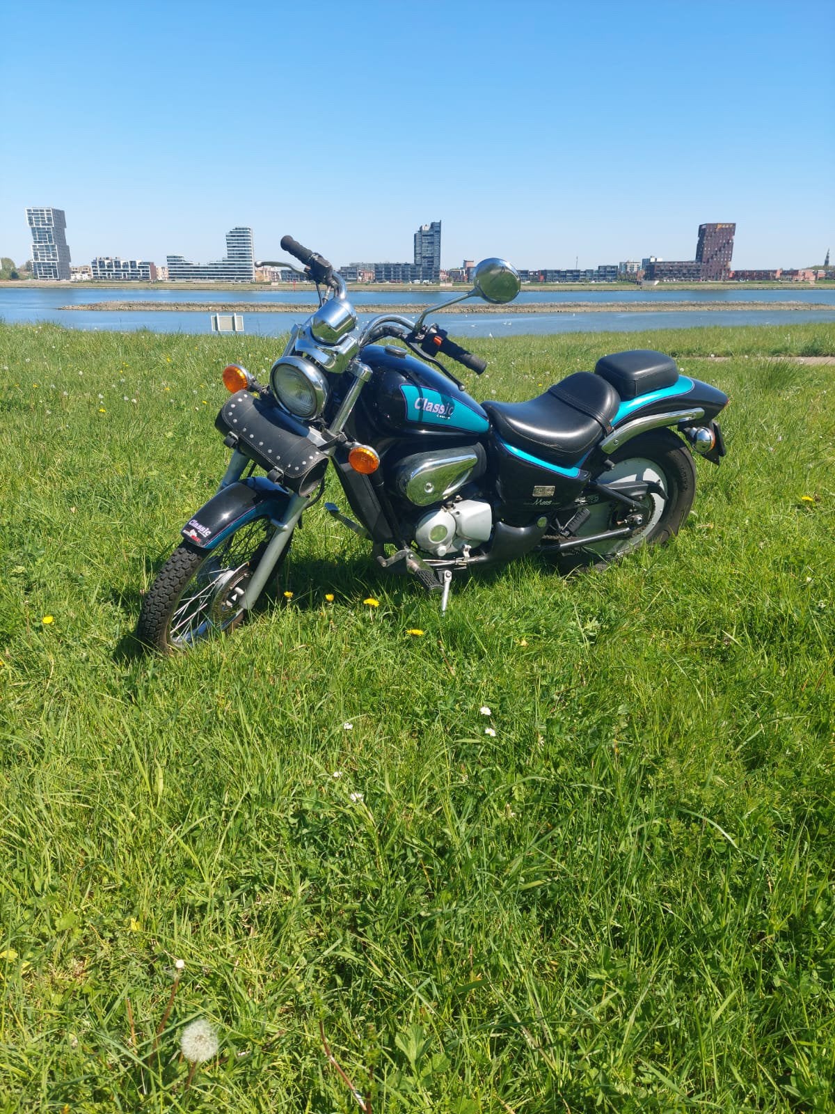 APRILIA RED ROS CUSTOM, Ophalen, Gebruikt