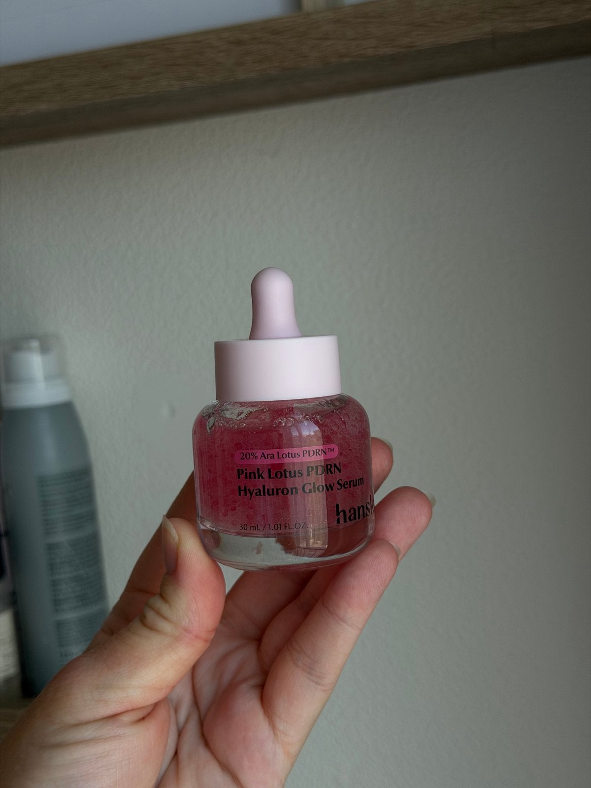 Hanskin Pink Lotus PDRN Hyaluron Glow Serum 30ml, Verzenden, Nieuw, Gehele gezicht, Verzorging