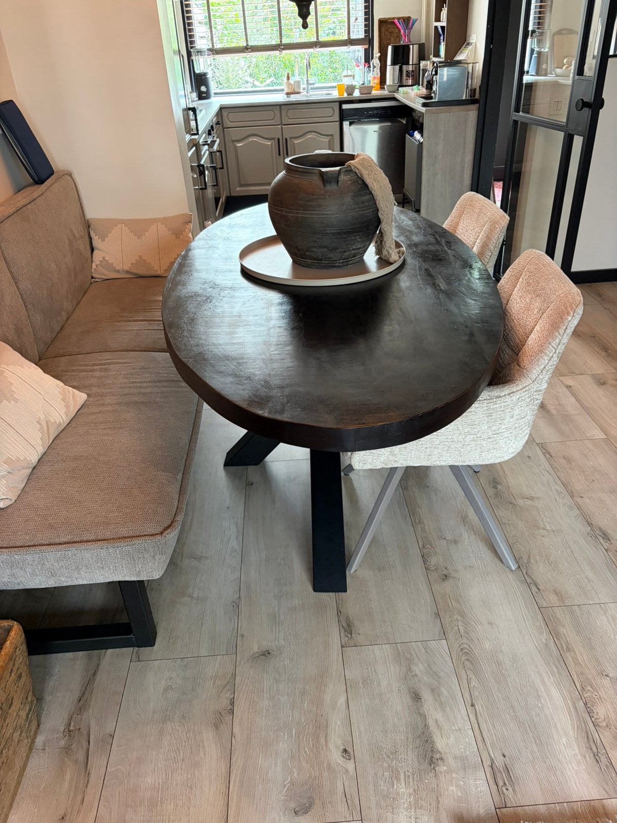 Ovale eetkamertafel zwart met matrixpoot!, Ophalen, Ovaal, 200 cm of meer, 100 tot 150 cm