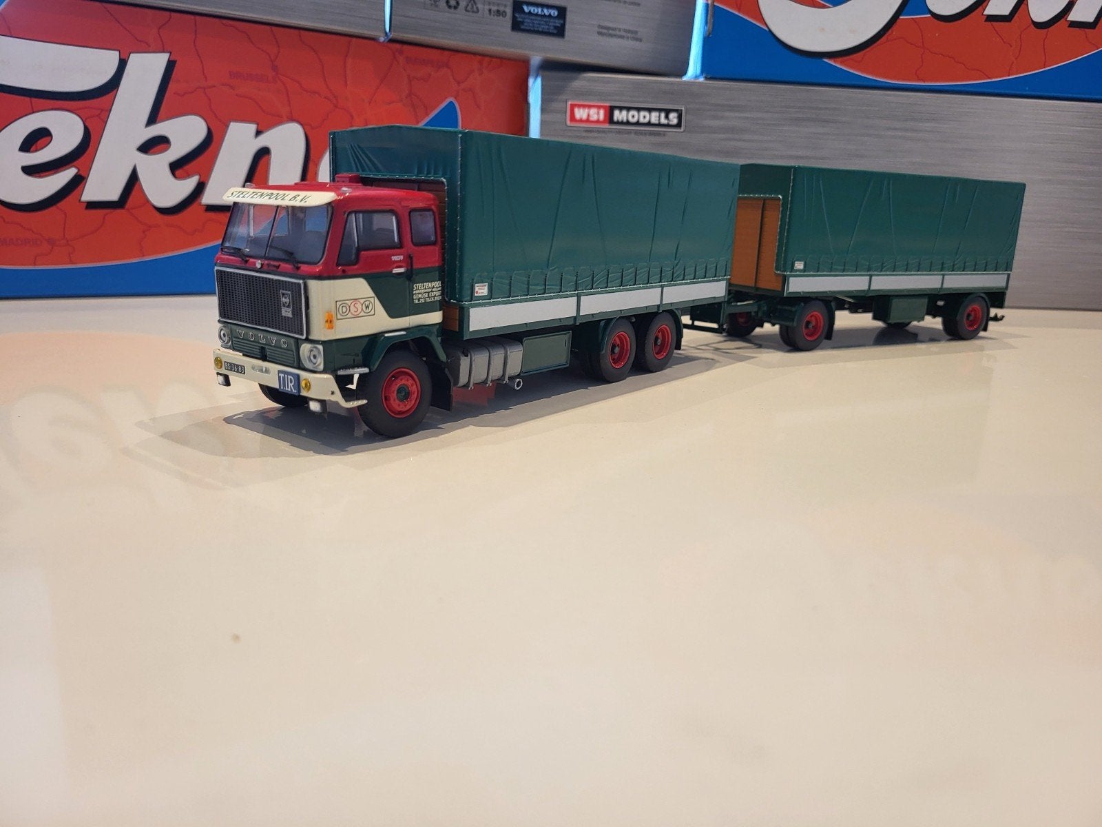 Tekno Volvo huifcombi DSW Steltenpool/kogge, Hobby en Vrije tijd, Ophalen of Verzenden, Zo goed als nieuw, Bus of Vrachtwagen