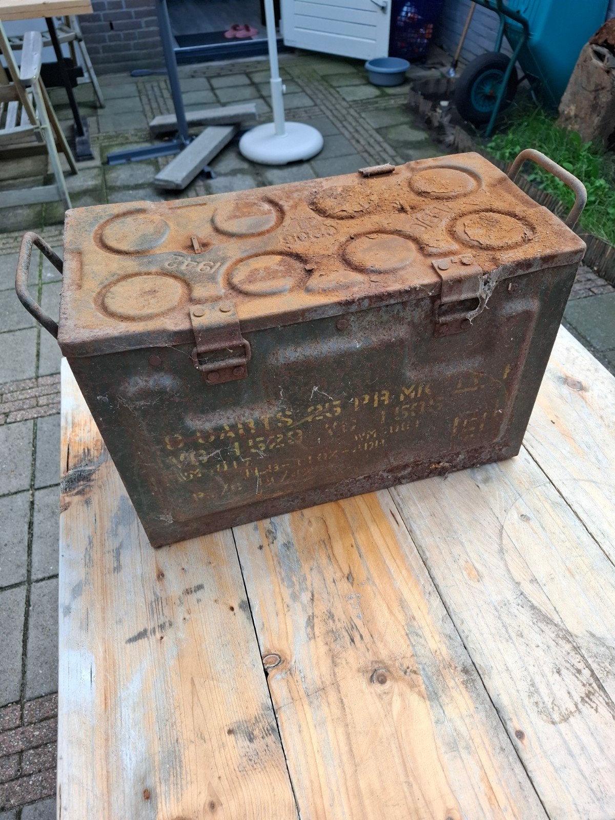 Oude militaire munitiekist uit 1942 - WOII, Ophalen of Verzenden, Nederland, Kist of Geocache