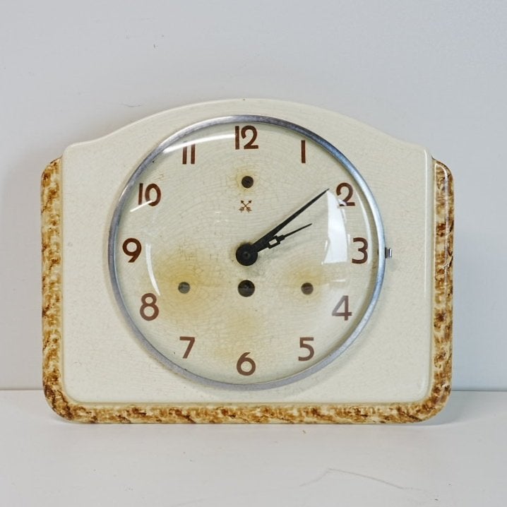 Antieke Gustav Becker /Junghans porseleinen wandklok., Ophalen of Verzenden