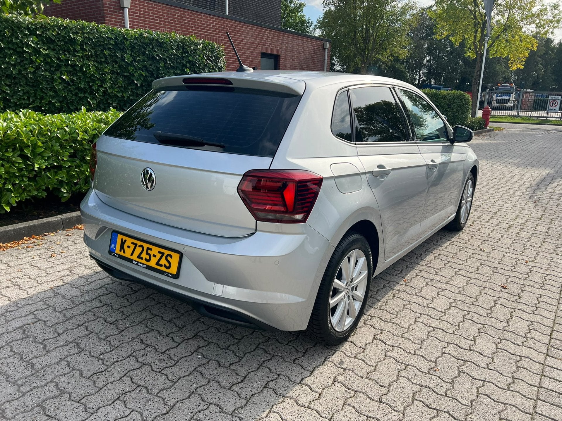 Volkswagen Polo 1.0 TSI Highline cruise, camera, stoelverw,, Auto's, Stof, Gebruikt, Verwarmde buitenspiegels, 49 €/maand