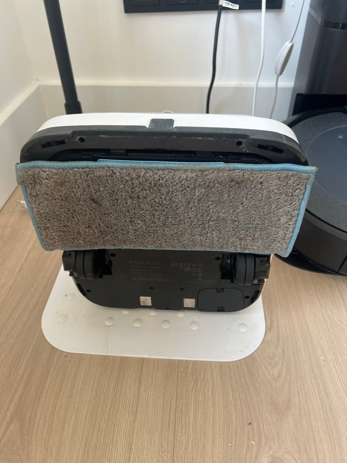 iRobot Braava jet dweilrobot - Wit, Ophalen, Gebruikt, IRobot, Dweilfunctie