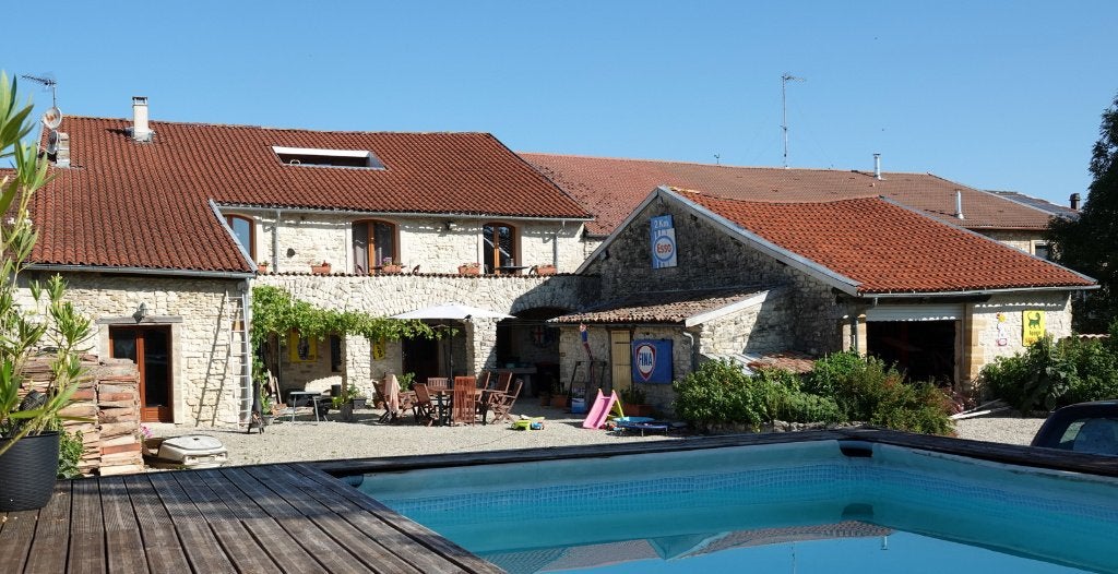 Te koop B&B in Levoncourt (Meuse) restaurant,gite,kamers,etc, 750 m², Overige soorten, 6 kamers, Frankrijk