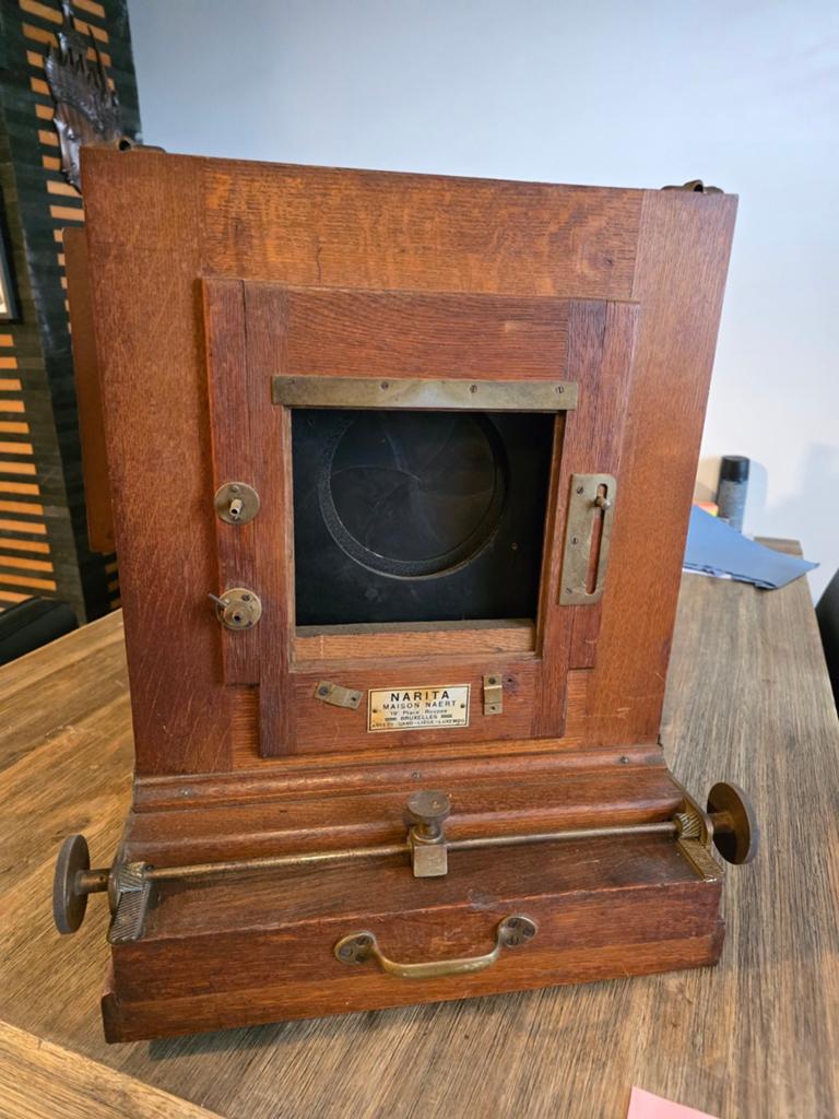 Camera met statief, Ophalen of Verzenden, Voor 1940, Fototoestel