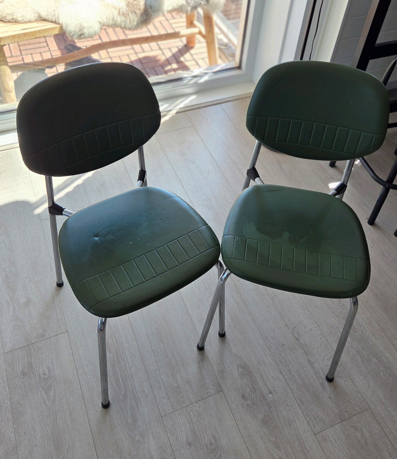 Groene formica stoeltjes - Vintage design [TEAB], Ophalen, Gebruikt, Overige kleuren, Twee