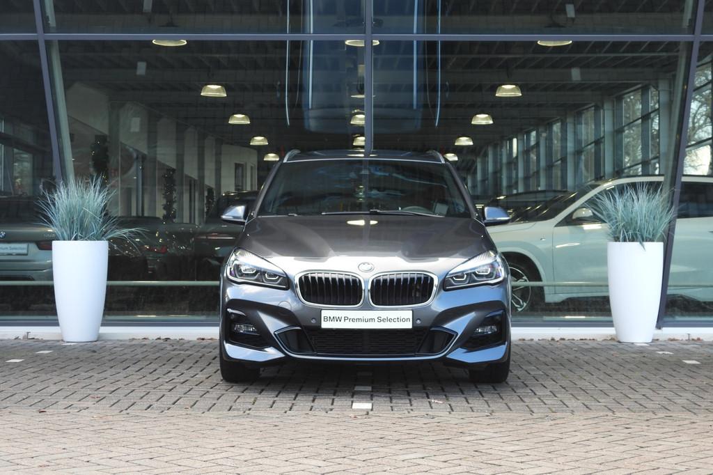 BMW 2 Serie Gran Tourer 218i Executive M Sport Automaat / Sp, Gebruikt, Alcantara, 1415 kg, Origineel Nederlands