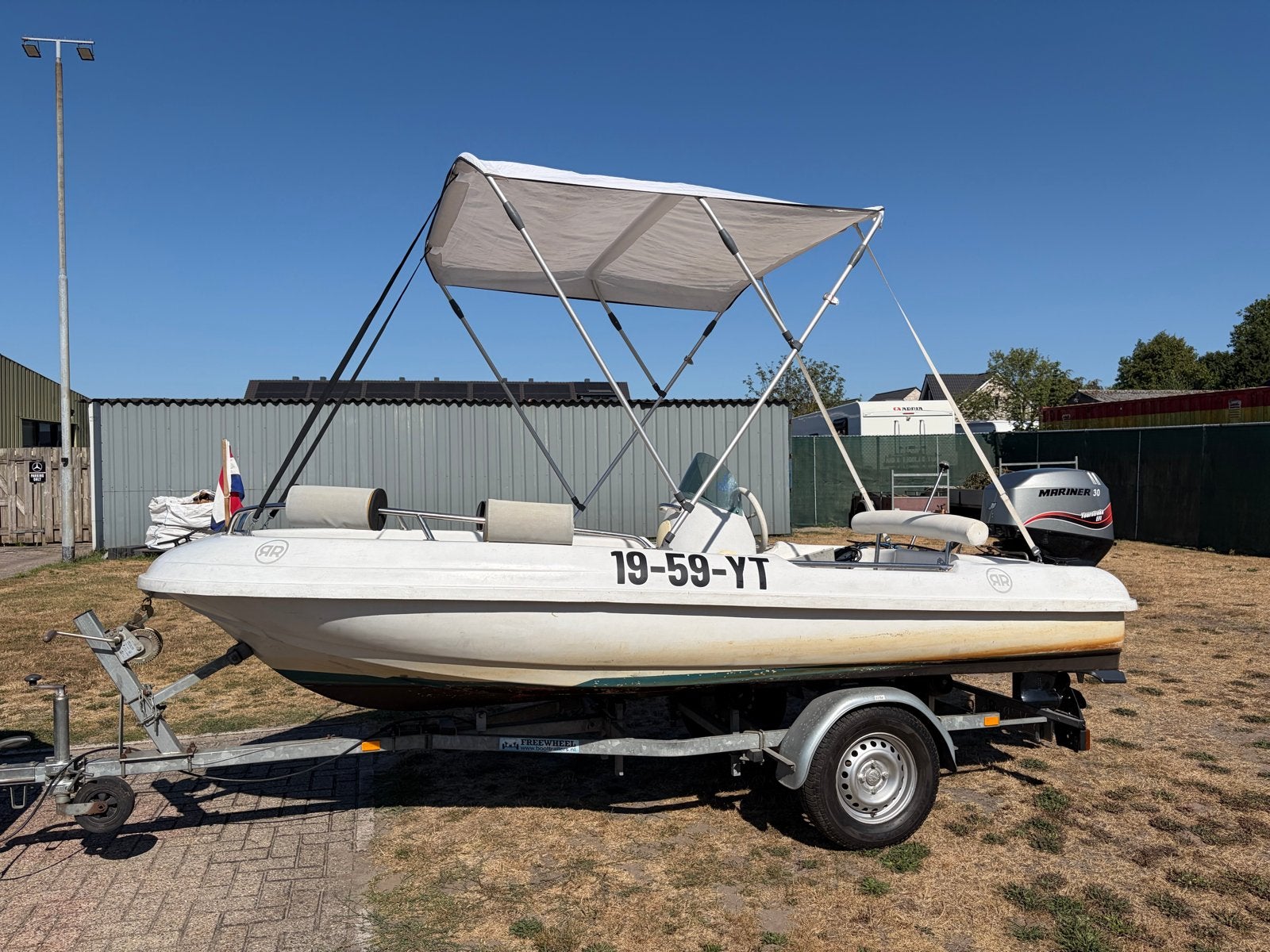 Jeanneau CAP400 met Mariner 30 PK buitenboordmotor, Gebruikt, Elektrische start, Ophalen, Jeanneau