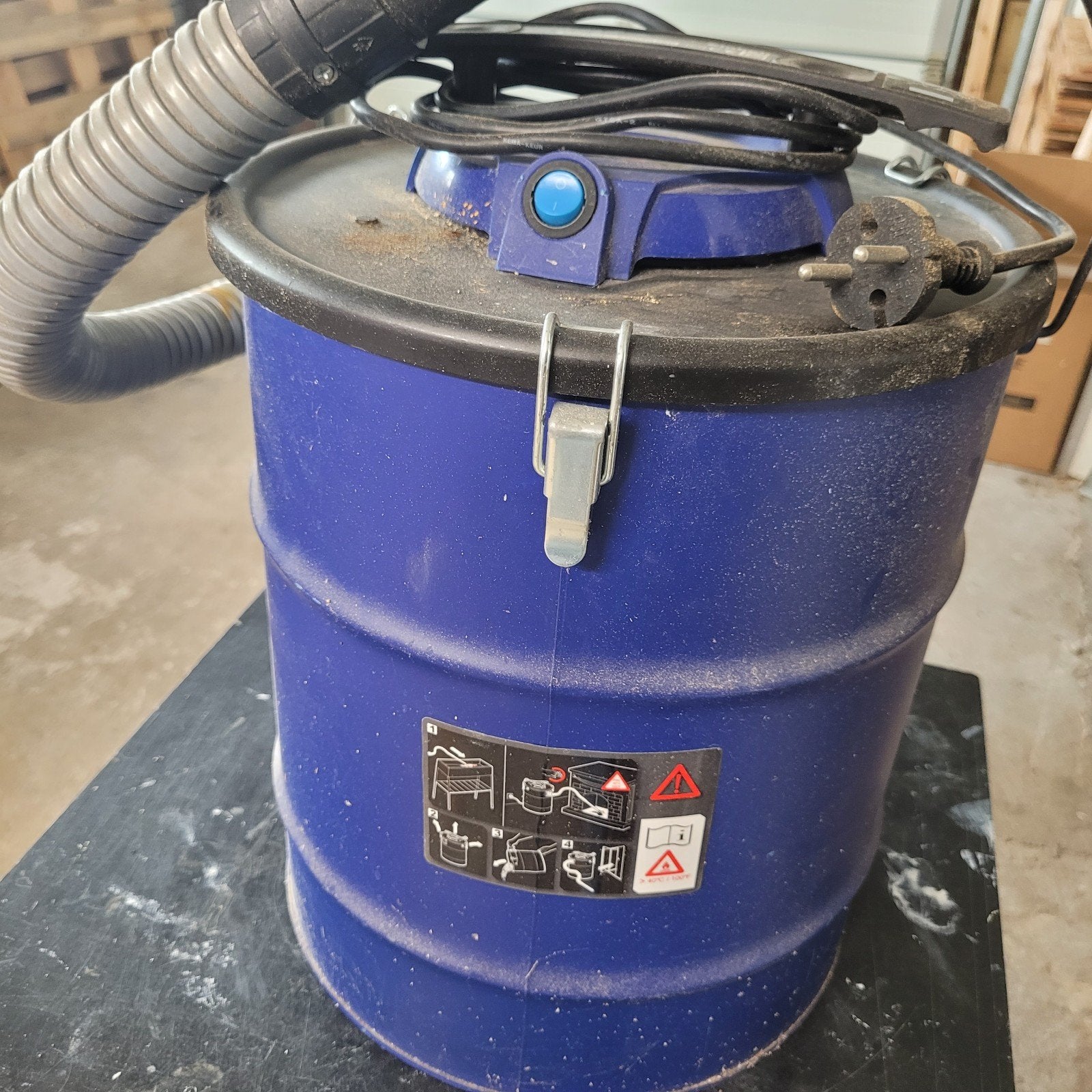 As stofzuiger Einhell BT-VC 500, Ophalen of Verzenden, Gebruikt