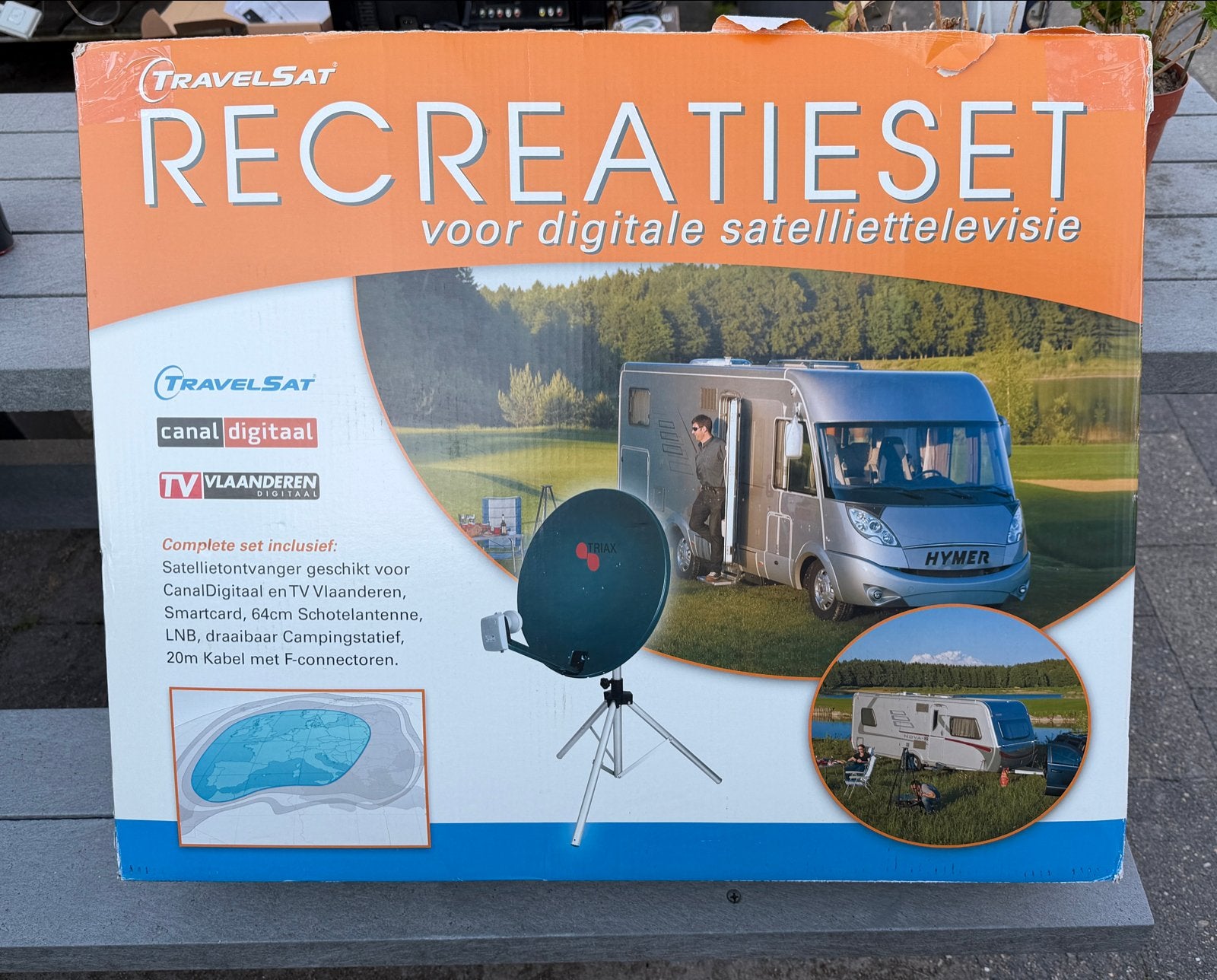 Sharp TV met complete camping recreatieset voor satelliet-tv, Audio, Tv en Foto, Schotelantennes, Ophalen, Zo goed als nieuw, (Schotel)antenne