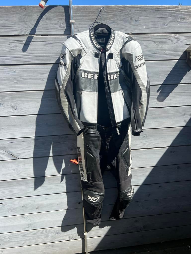 BERIK Motorpak Leer – 2-Delig – Maat 52, Motoren, Kleding | Motorkleding, Ophalen of Verzenden, Tweedehands, Heren, Combipak