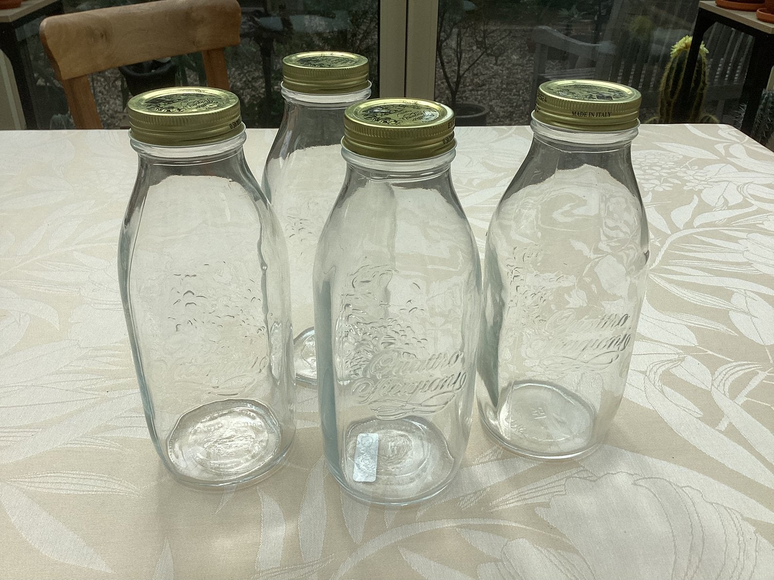 20 stuks Quatro Stagione 1000cc fles voor inmaak of weck, Ophalen, Zo goed als nieuw