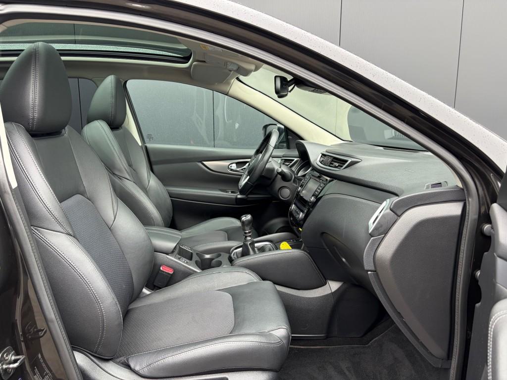 Nissan QASHQAI 1.6 Tekna Pano Navi 360-Camera BOSE Leder Cru, Voorwielaandrijving, 1618 cc, Gebruikt, 4 cilinders
