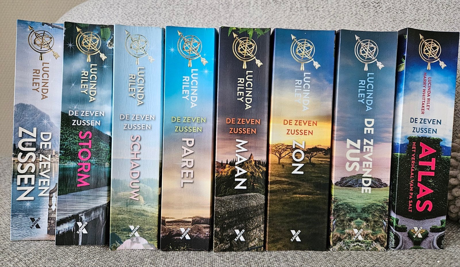 De Zeven Zussen complete serie - Lucinda Riley (8 boeken), Boeken, Ophalen of Verzenden, Zo goed als nieuw, Lucinda Riley, Nederland