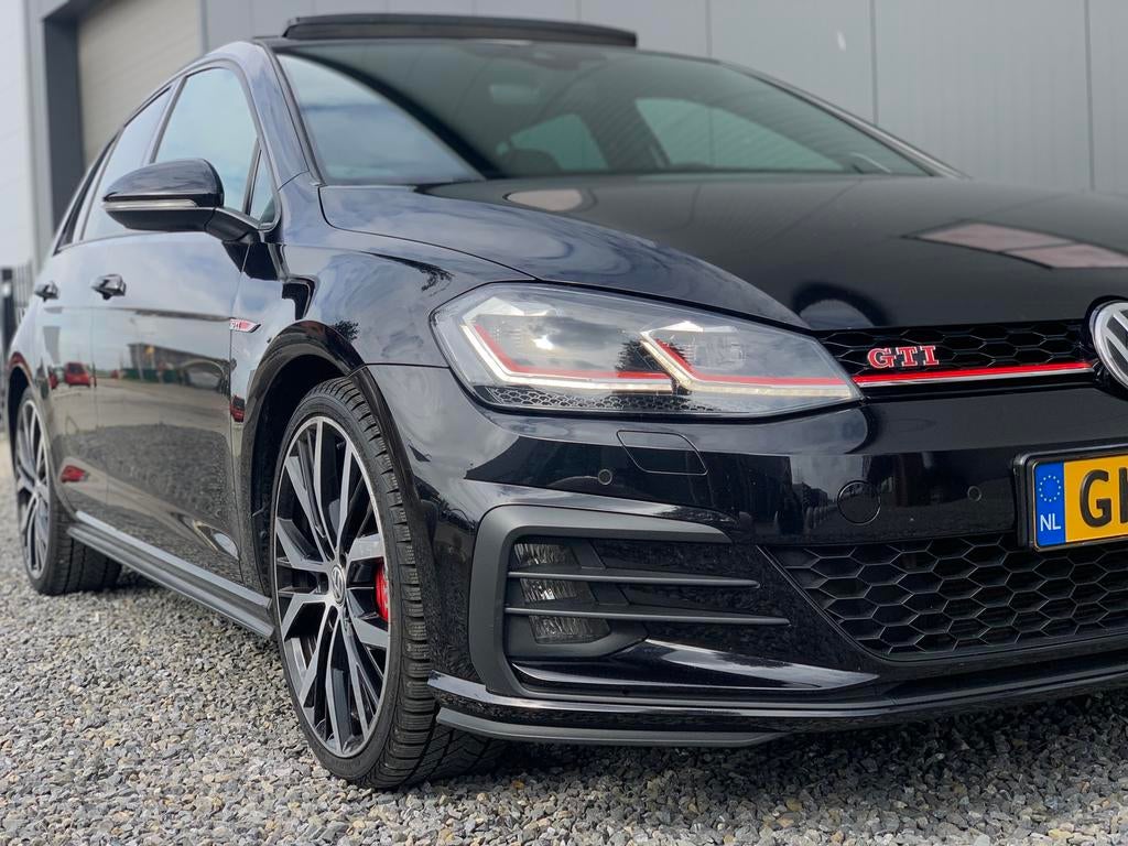 Volkswagen Golf 7.5 GTI Performance 301pk 7-DSG INRUIL MAG, Auto's, 4 cilinders, 1984 cc, 1337 kg, Zwart