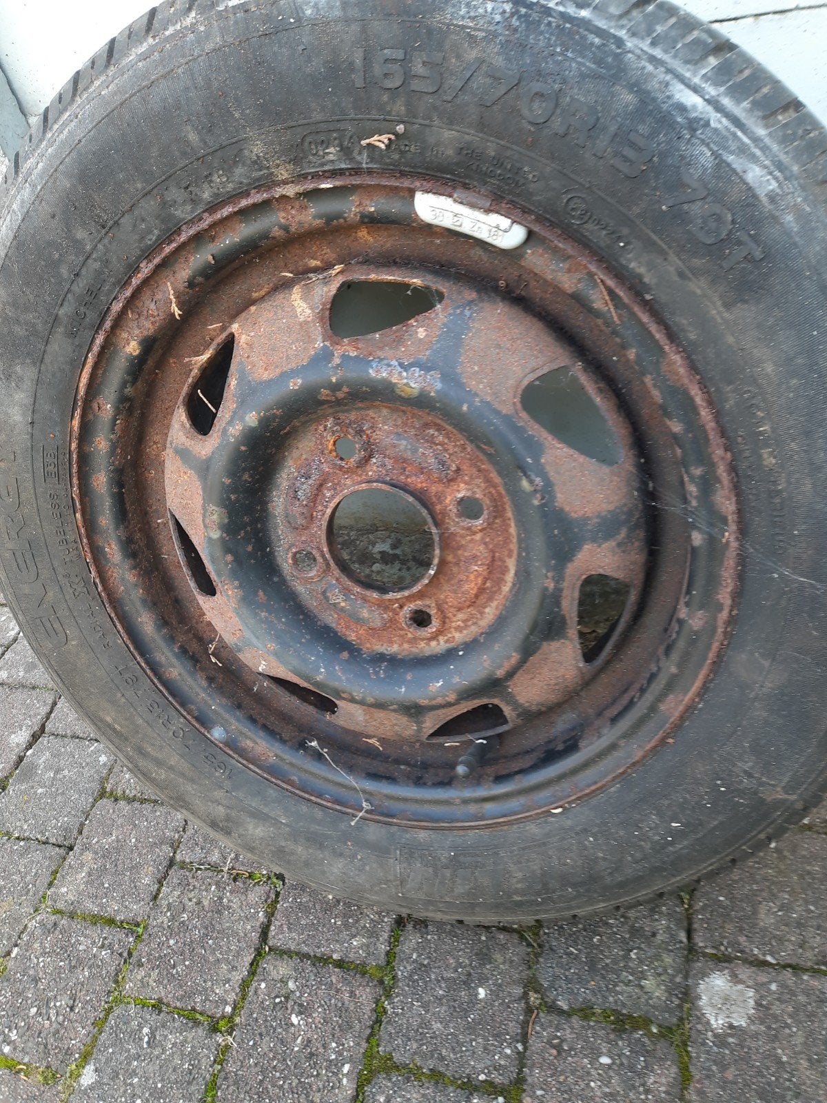 Ford fiesta wiel  13 inch 165/70/13 gratis steek 4x108, Ophalen, Gebruikt