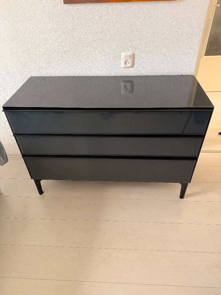 Kledingkast - donkerblauw- glas - merk: MADE, Ophalen, 100 tot 150 cm, Minder dan 100 cm, Met lade(s)