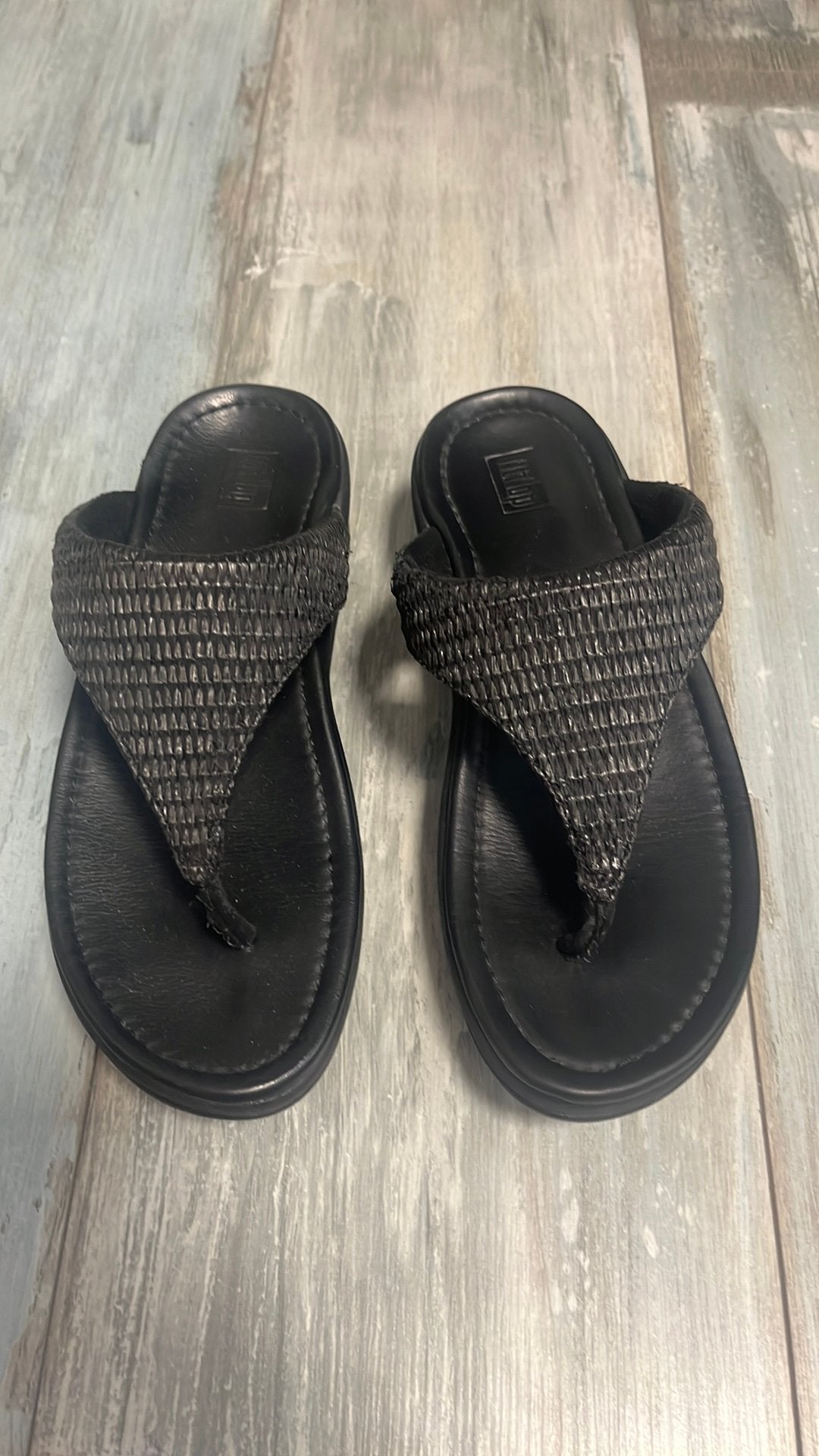 FITFLOP slippers mt 36, Kleding | Dames, Schoenen, Slippers, Zwart, Ophalen of Verzenden, Zo goed als nieuw