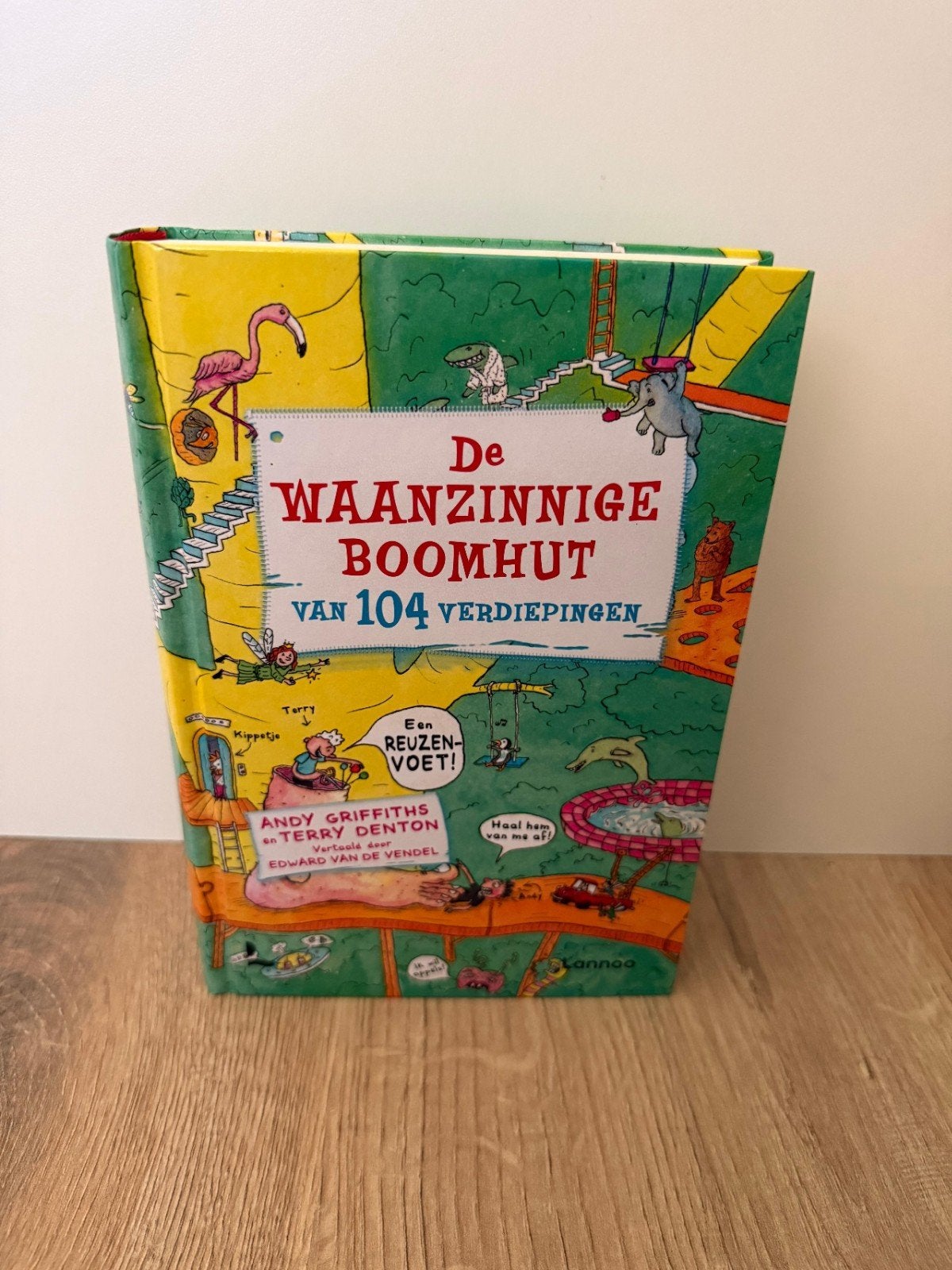 De waanzinnige boomhut van 104 verdiepingen (deel 8), Ophalen of Verzenden, Zo goed als nieuw