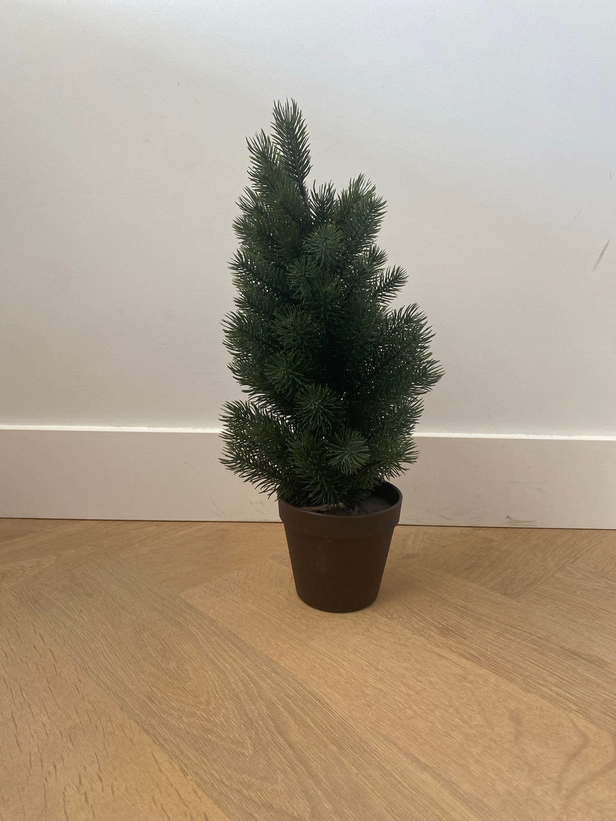 Neppe kerstboom klein, Ophalen of Verzenden, Zo goed als nieuw