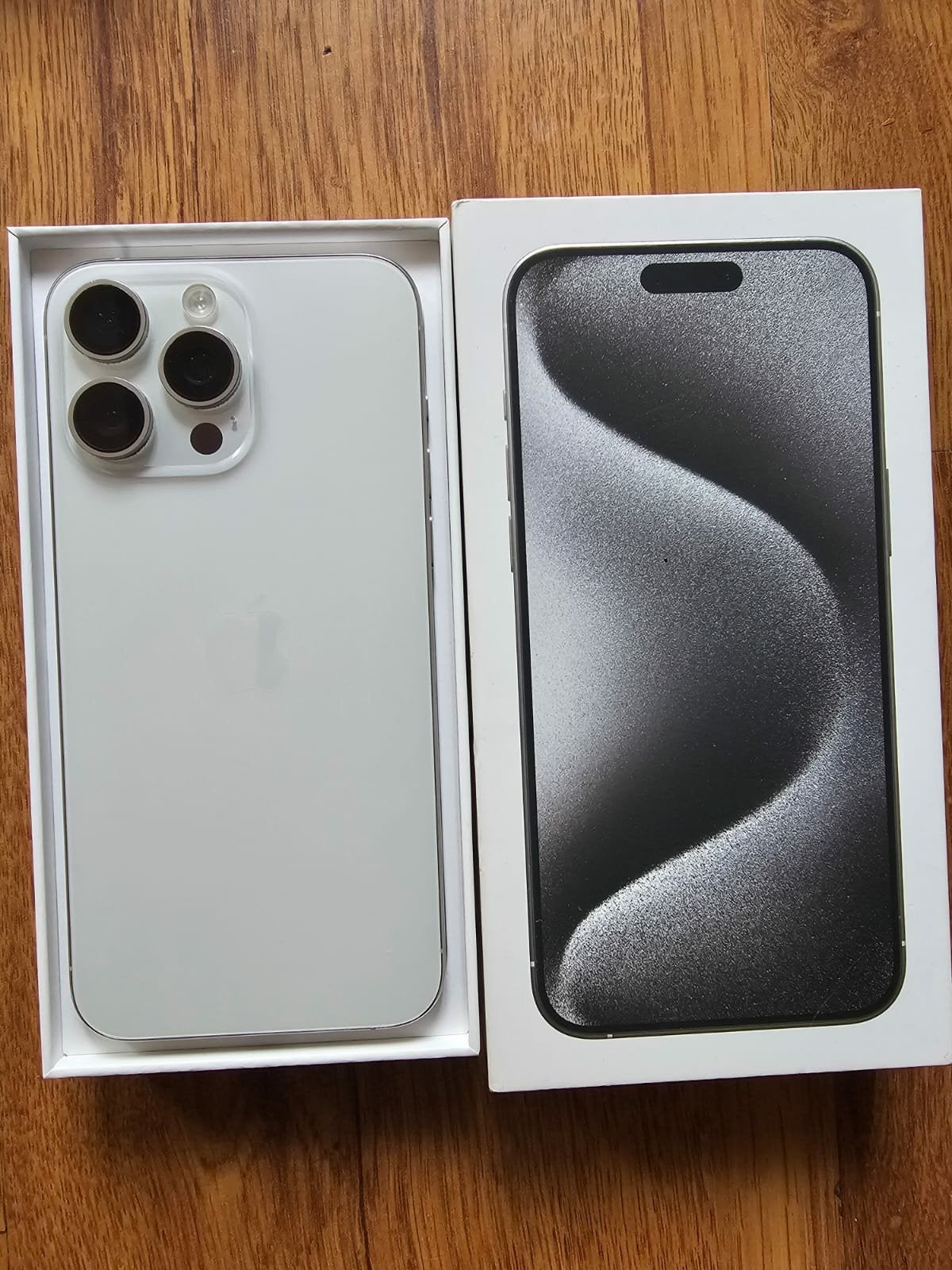 Iphone 15 pro max als new inruil mogelijk, 256 GB, Wit, IPhone 15 Pro Max, Ophalen of Verzenden