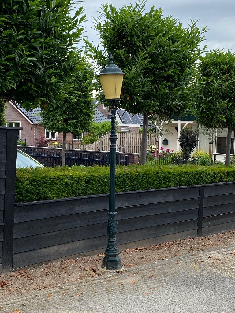 Gietijzeren lantaarnpaal groot en klein, Tuin en Terras, Ophalen, Gebruikt, Staande lamp, Netvoeding