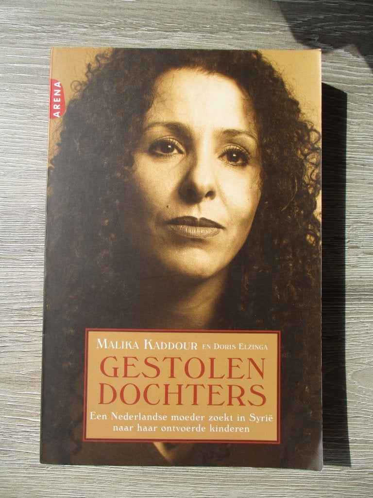 Gestolen dochters - Malika Kaddour, Ophalen of Verzenden, Gelezen