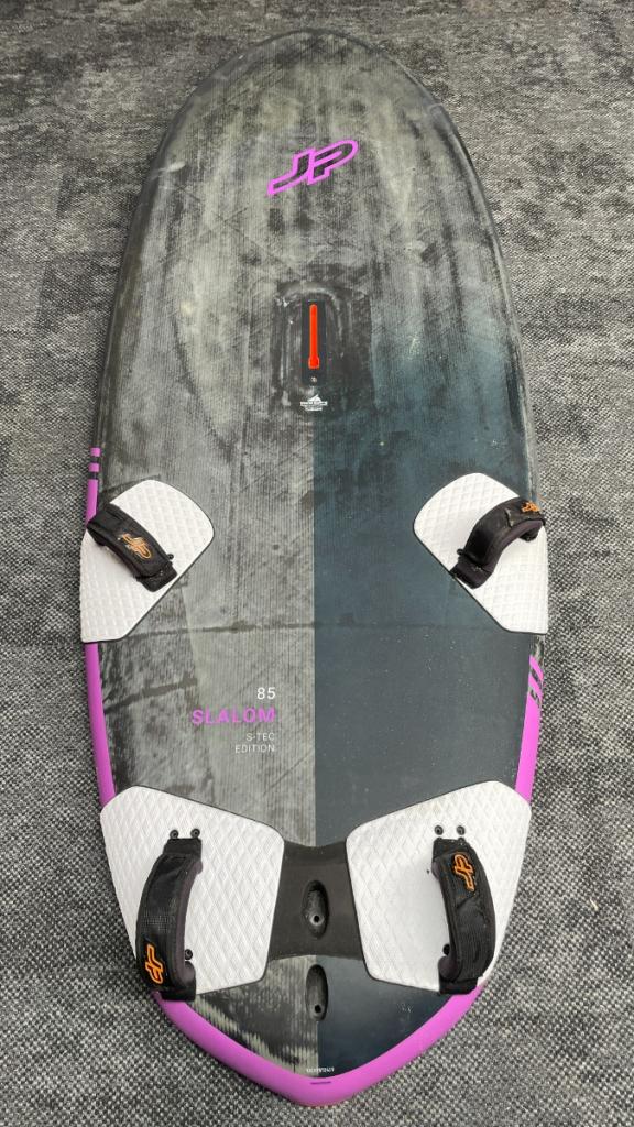 JP Slalom S-Tec 85 2025, Watersport en Boten, Windsurfen, Niet ingevuld, Niet ingevuld, Niet ingevuld