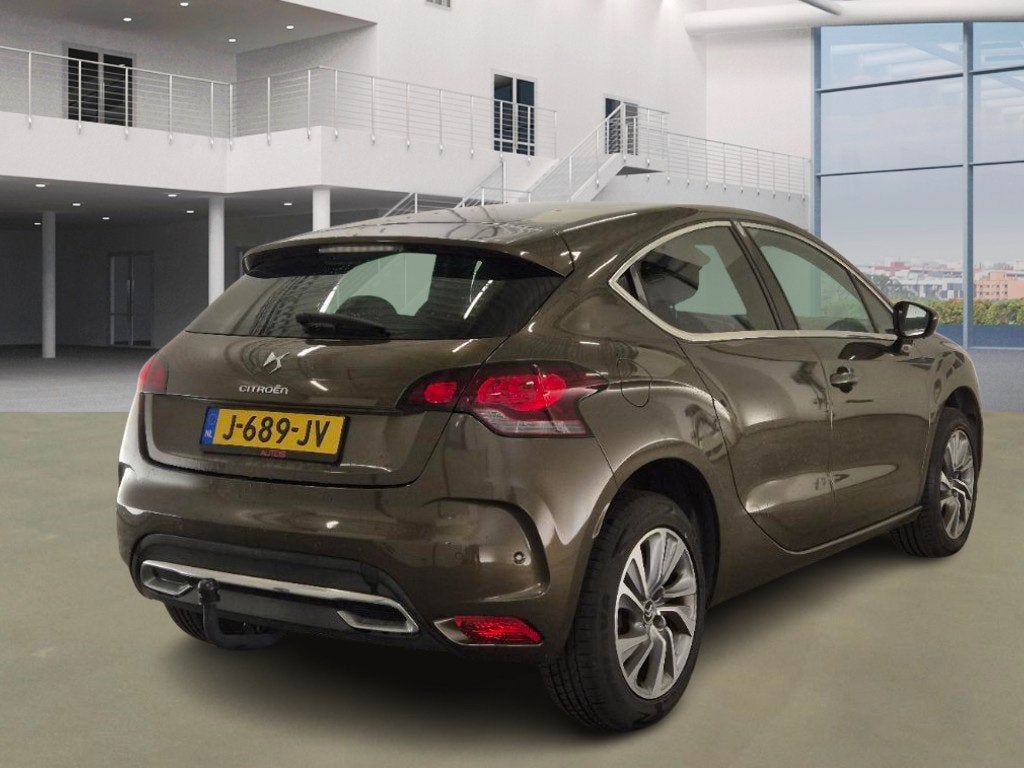 Citroen DS4 1.6 THP So Chic/ AUTOMAAT/ VELGEN/ LED, Auto's, Citroën, Euro 5, Gebruikt, Leder en Stof, 163 pk