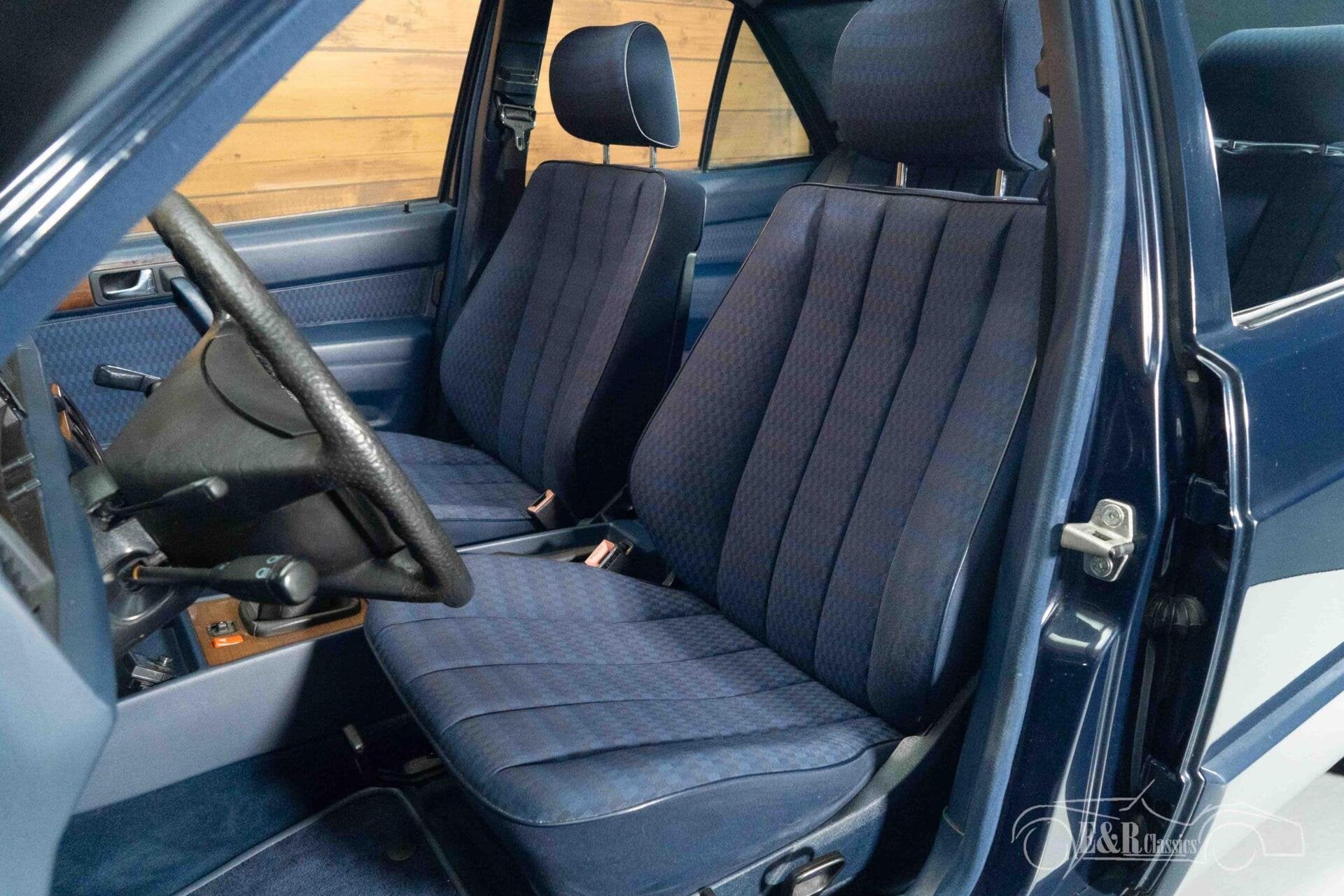 Mercedes 190 D Sedan | 1990, foto 11