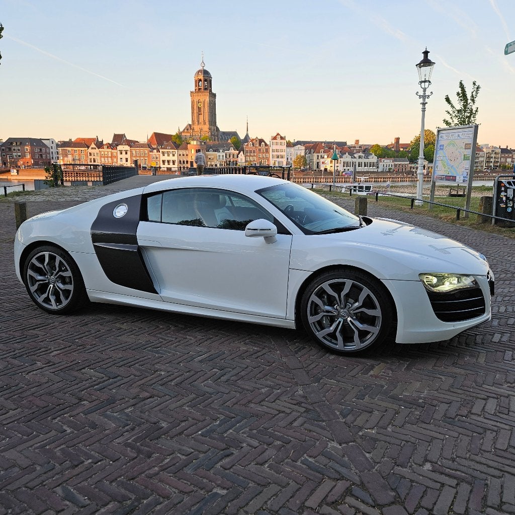 Audi R8 5.2 FSI Quattro R-tronic 2009 Wit | 525PK | 74.000km, Auto's, Audi, Automaat, Euro 5, Zwart, 5204 cc