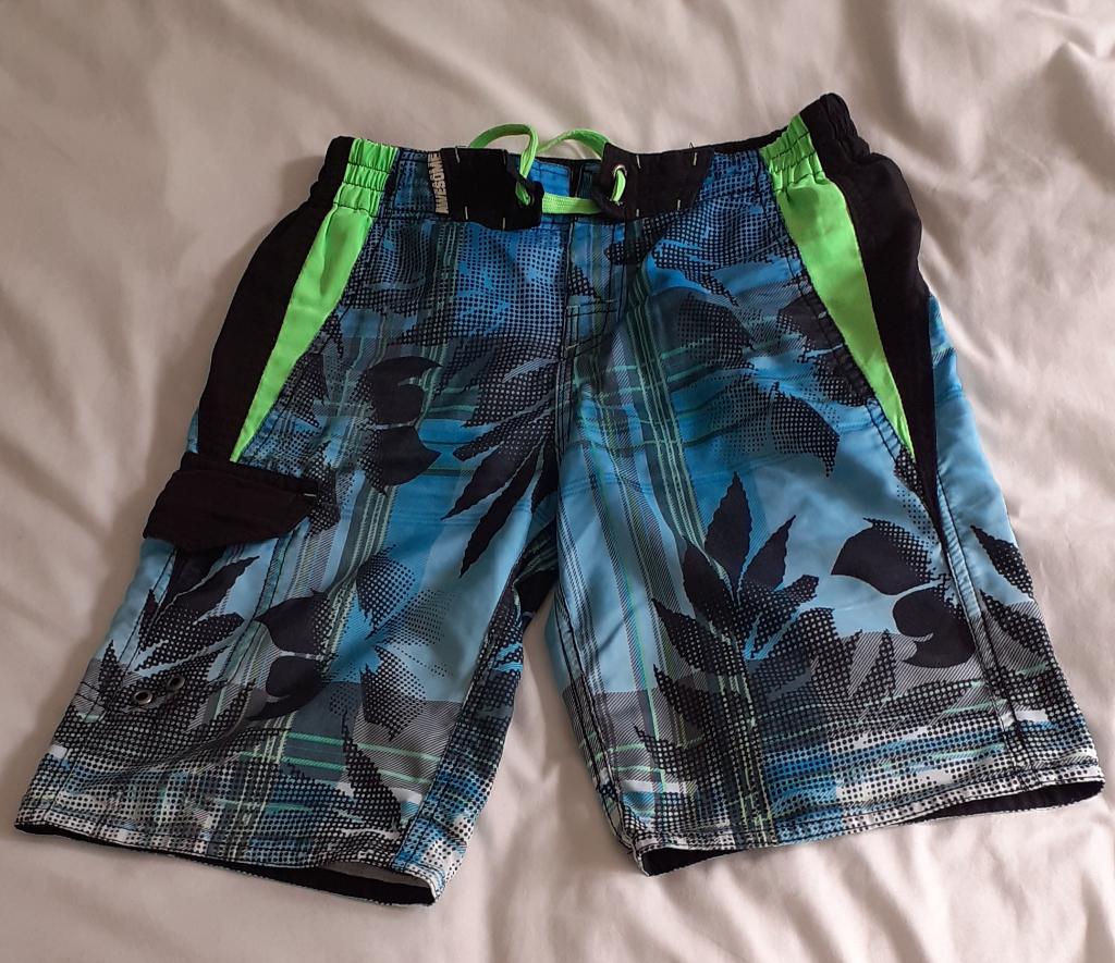 Korte broek maat 134, Kinderen en Baby's, Kinderkleding | Maat 134, Ophalen, Gebruikt, Jongen, Broek
