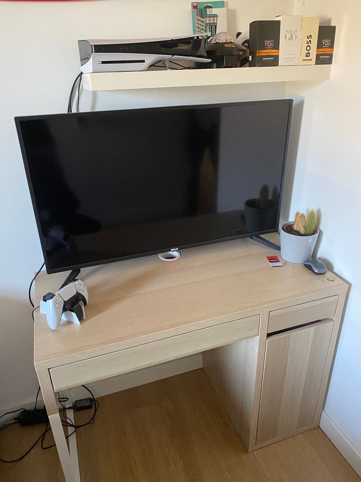 Rca 42 inch LED televisie, 50 Hz, LCD, Zo goed als nieuw, 100 cm of meer