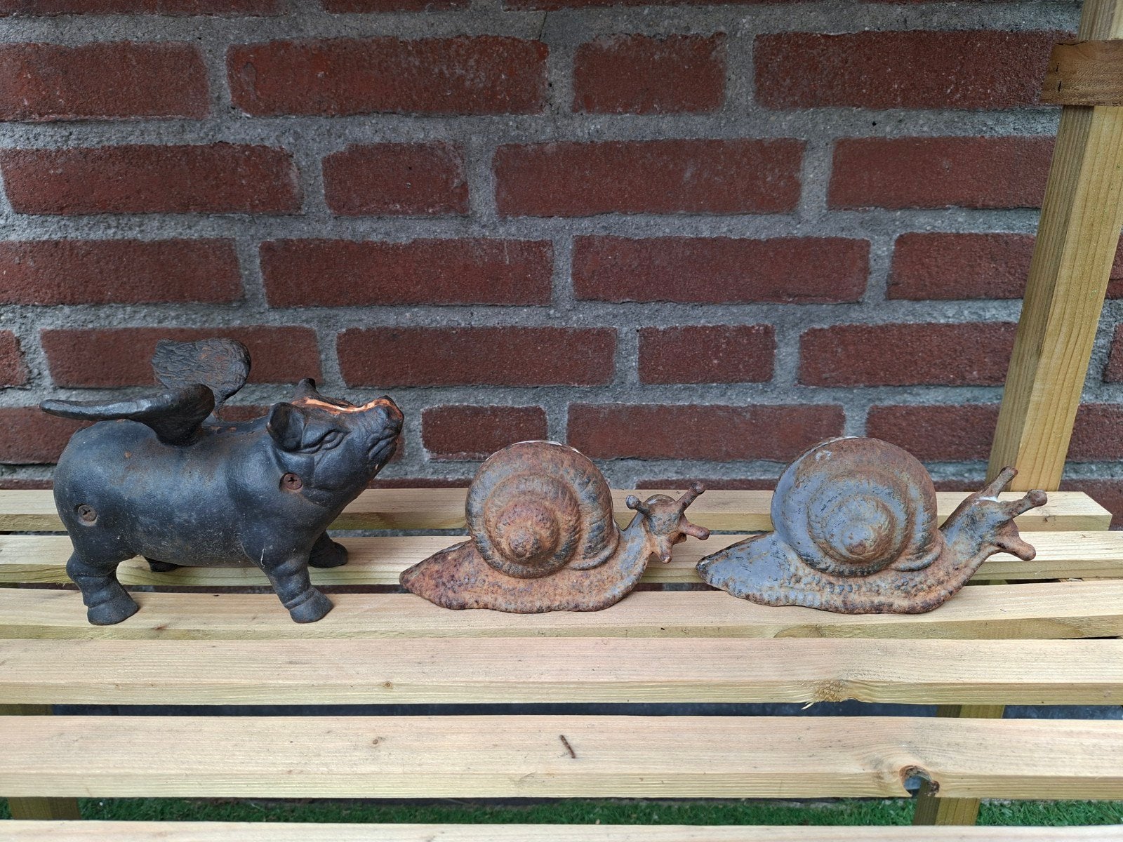 Gietijzeren dieren, varken, slak, slakken, Verzenden, Gebruikt, Metaal, Dierenbeeld
