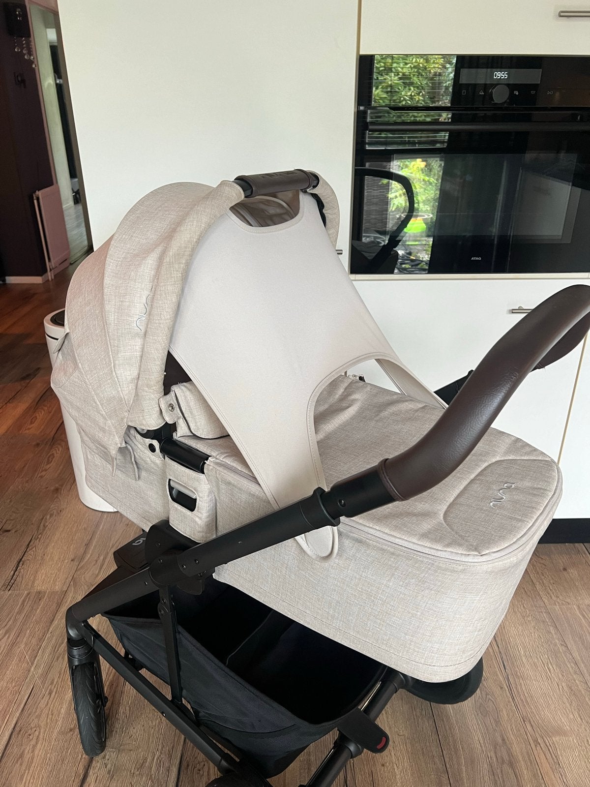 Nuna Mixx Next kinderwagen kleur biscotti, Zo goed als nieuw, Combiwagen, Met reiswieg, Ophalen