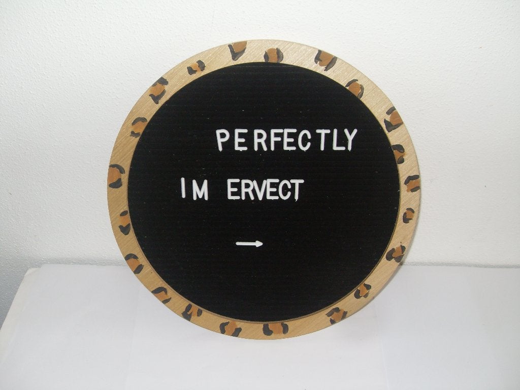 Letterbord rond / memobord panter / hout / eigen tekst, Tekstbord, 30 cm, Ophalen of Verzenden, Zo goed als nieuw