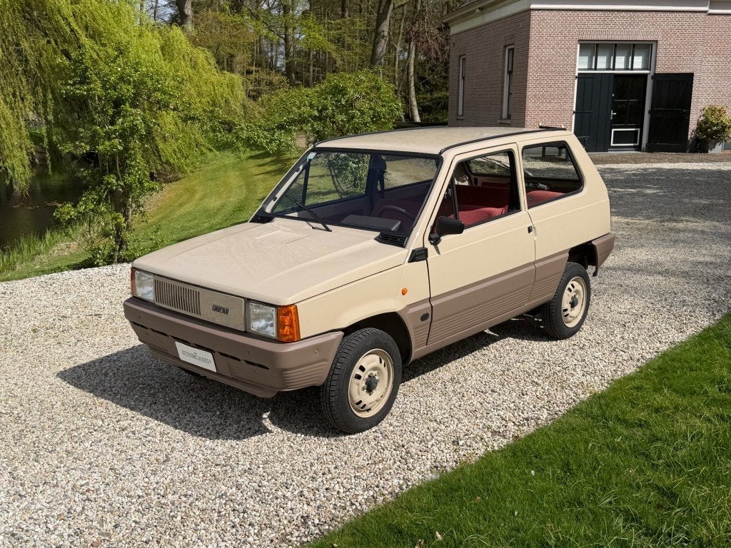 Fiat PANDA Type 30 perfect gerestaureerd NIEUWSTAAT, Auto's, Overige kleuren, Bedrijf, Handgeschakeld, 600 cc