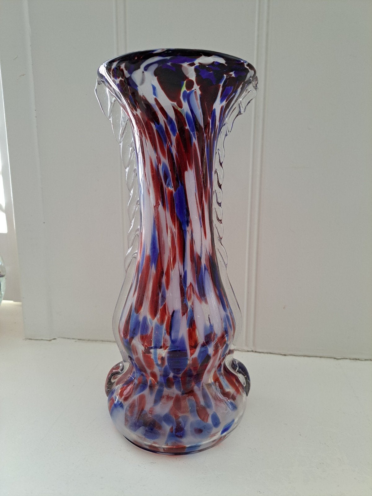 Murano vaas 26 cm - Rood, wit, blauw gespikkeld glas, Ophalen of Verzenden