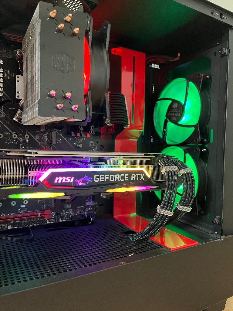 Garantie! ~ Game pc Ryzen 5, RTX 2070 SUPER, 16GB RAM, 500GB, Halderhof 16, 6721 XR BENNEKOM, Zelf gebouwde pc, Virtual Reality